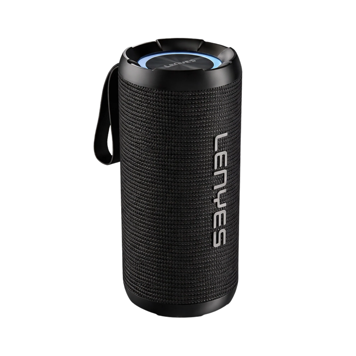 Lenyes S871 Trådløs høyttaler gir god lyd og bass på farten. Høyttaler er vanntett så du kan ha den med deg overalt. Batteriet holder i 10 timer.