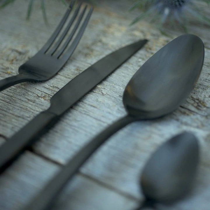Magnor Pure Black bestikk - Halvor Bakke