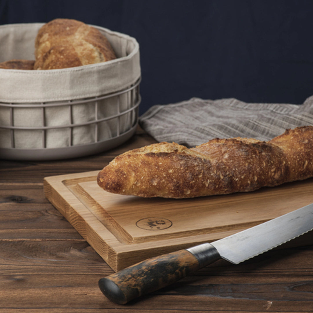 Modern house brødkurv og Brusletto skjærefjøl