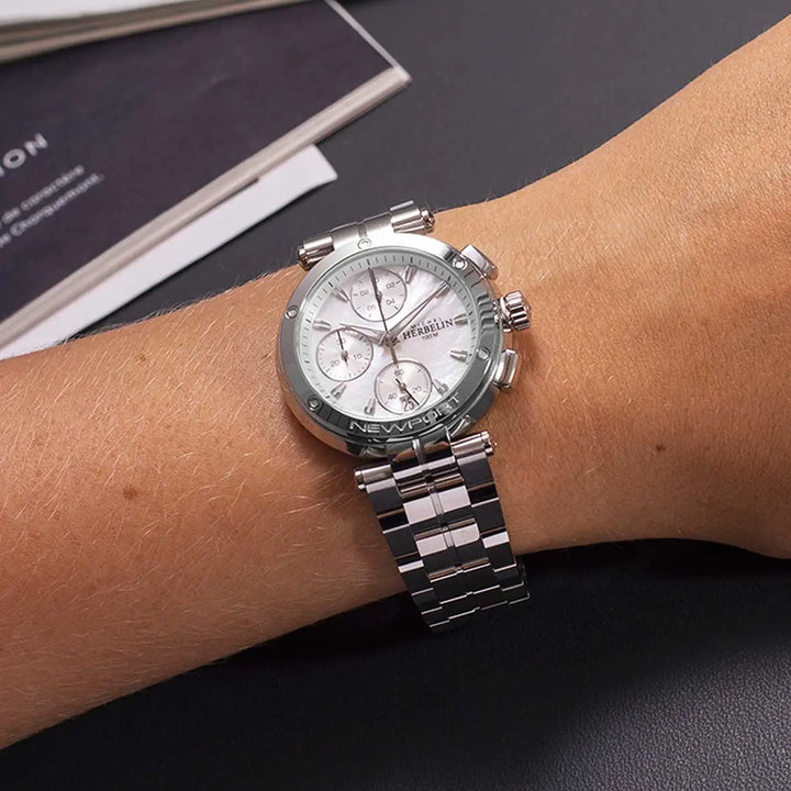 Herbelin jubileumsur til dame